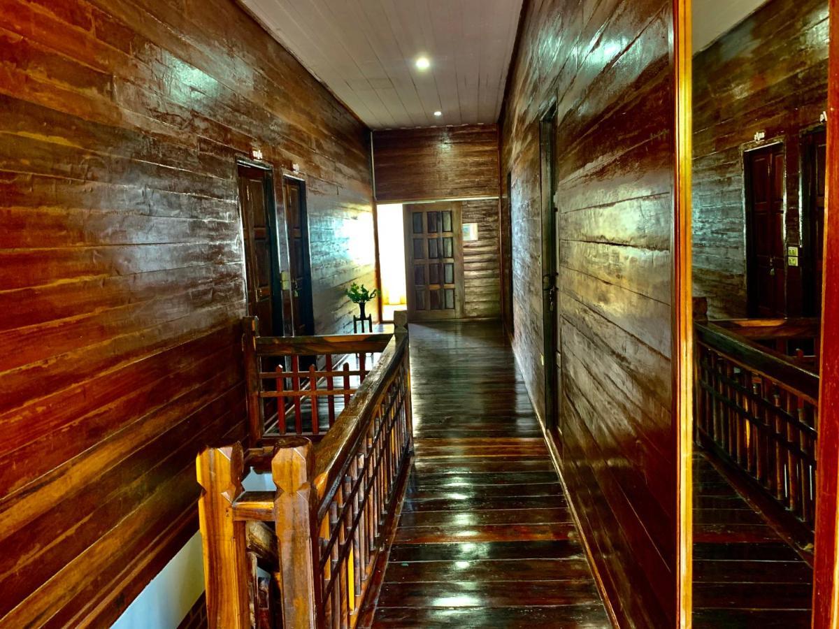 Une Jai Place เรือนอุ่นใจ Phimai Buitenkant foto